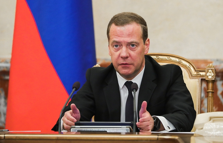 Медведев