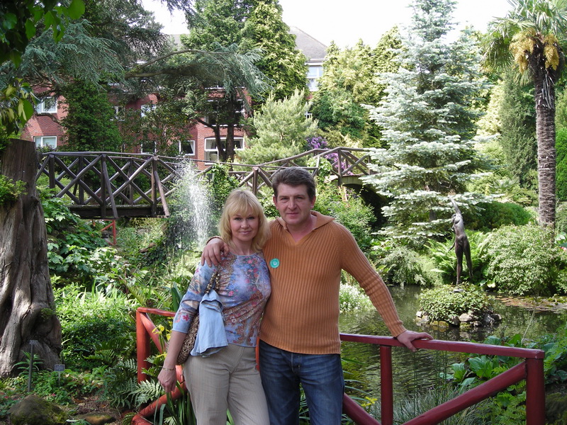 Охрана семейной пары москва. Встречи с семейными парами. Охрана семейной пары москва. Охрана семейной пары москва. Охранник семейная пара охрана.